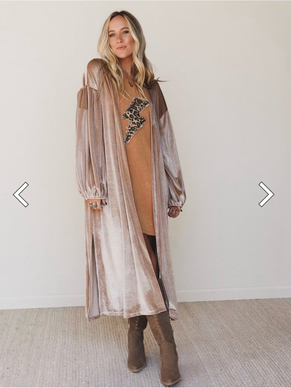 Velvet Duster in Champagne